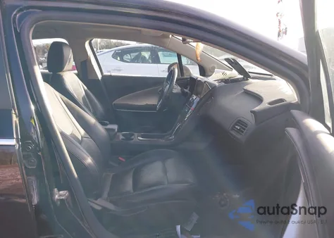 2013 Chevrolet Volt z USA, uszkodzony, nr VIN 1G1RD6E48DU122073